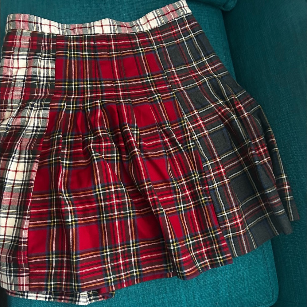 Plaid skirt with pleats